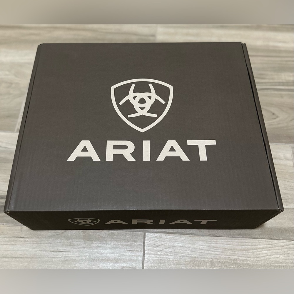 Ariat Boots - Picture 2 of 6